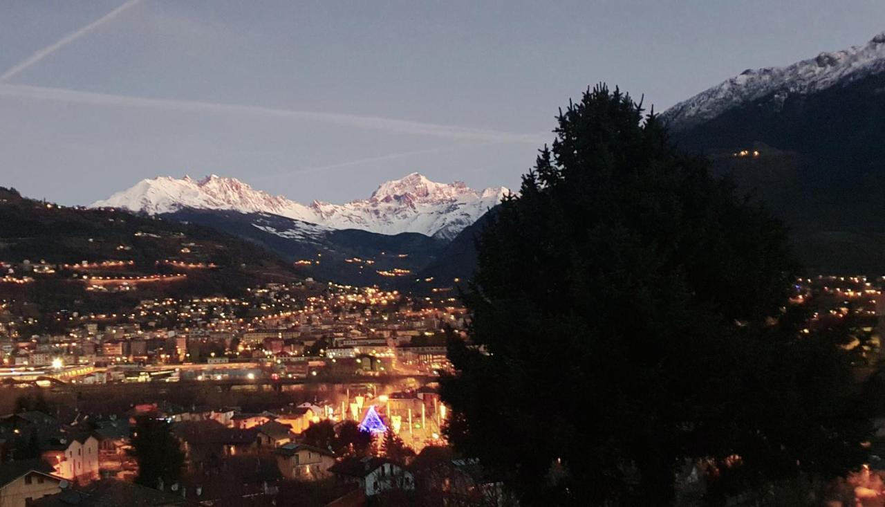 Chevres A Cheval - Apartment Aosta Dış mekan fotoğraf