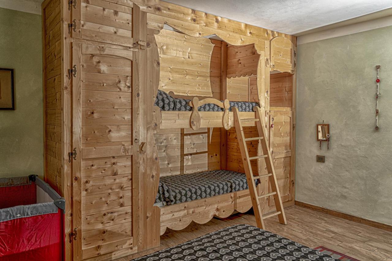 Chevres A Cheval - Apartment Aosta Dış mekan fotoğraf