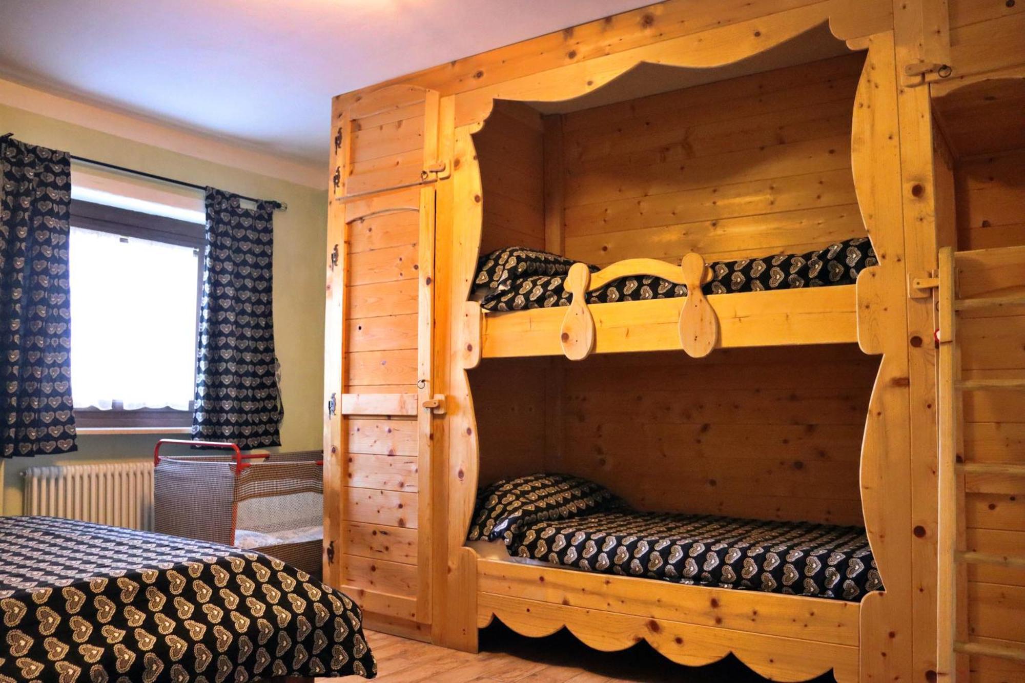 Chevres A Cheval - Apartment Aosta Dış mekan fotoğraf
