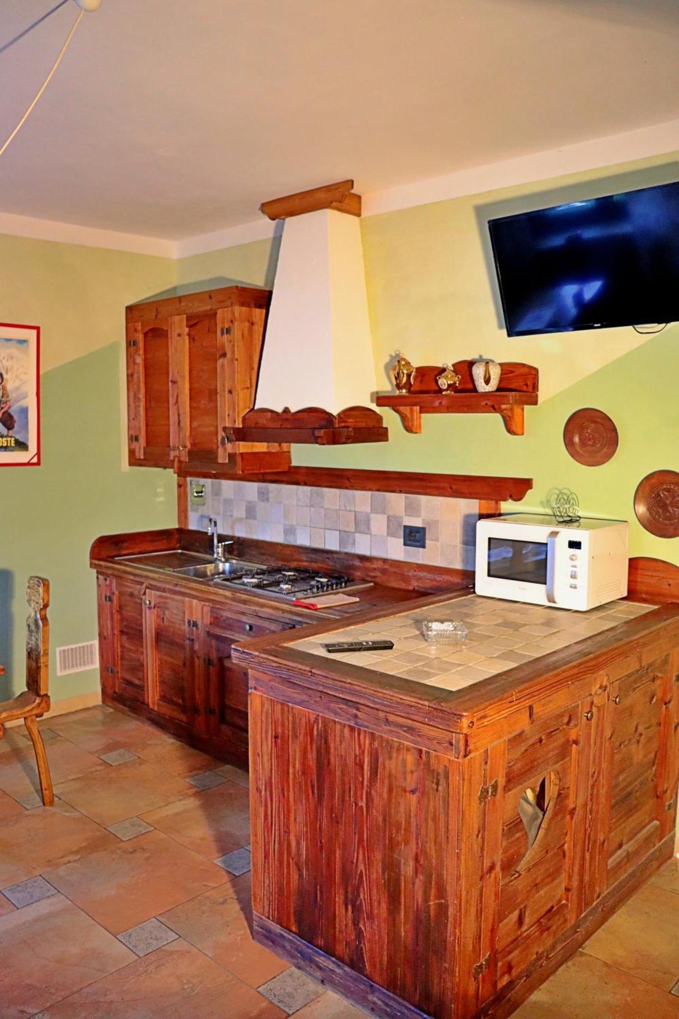 Chevres A Cheval - Apartment Aosta Dış mekan fotoğraf