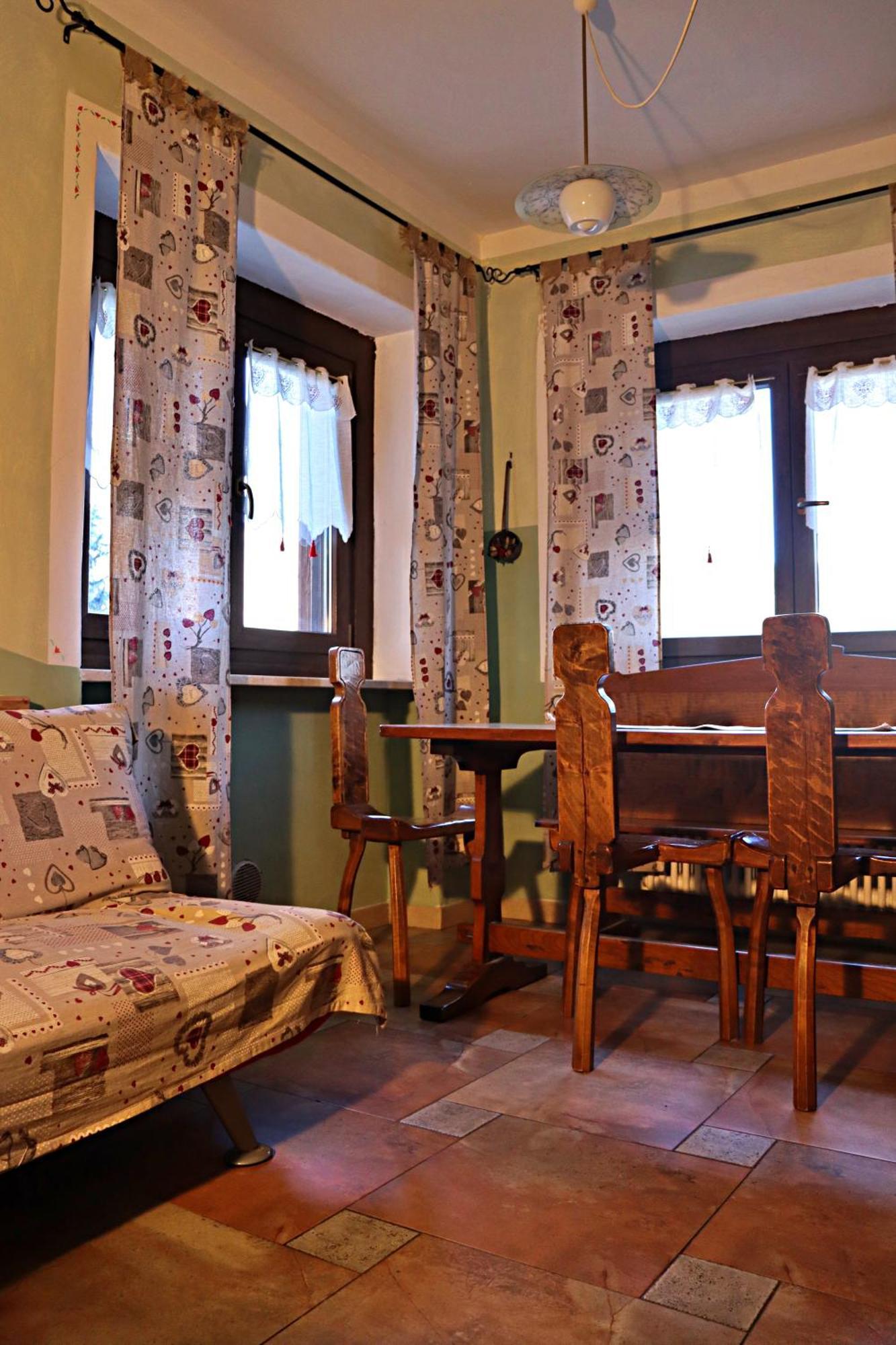 Chevres A Cheval - Apartment Aosta Dış mekan fotoğraf